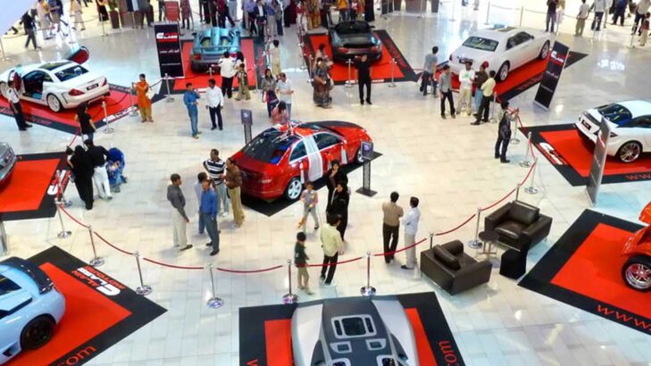 مهرجان دبي الدولي للسيارات: استعراض لأحدث السيارات والتقنيات